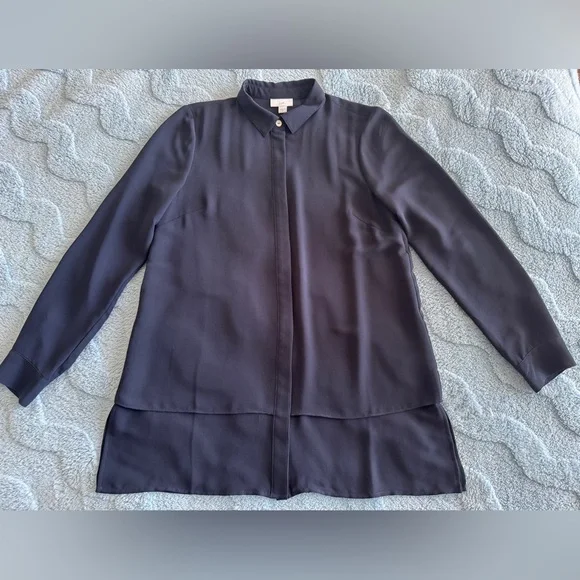 J.Jill Navy Button-Up Shirt Blouse Women’s Size XS - Picture 3 of 12